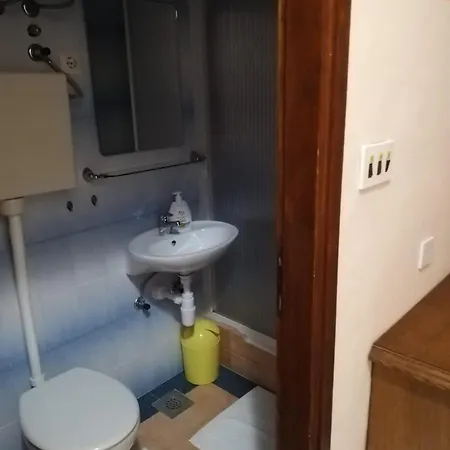 Pavin Apartamento Poljana (Ugljan)